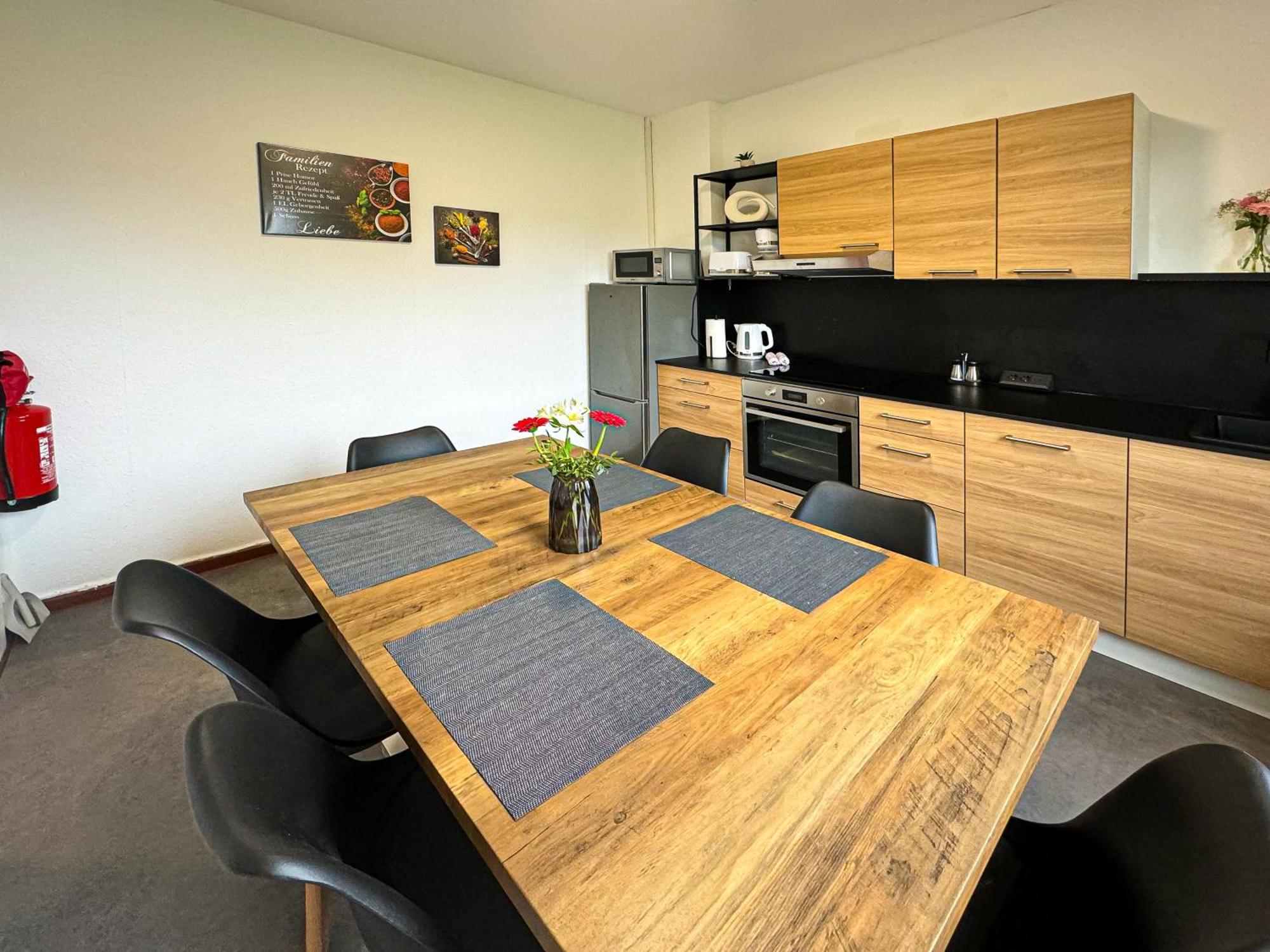 Immostay #7 -Helle Wohnung Mit Grossem Garten -4 Zimmer, Wifi & Free Parking Bremen Exterior foto